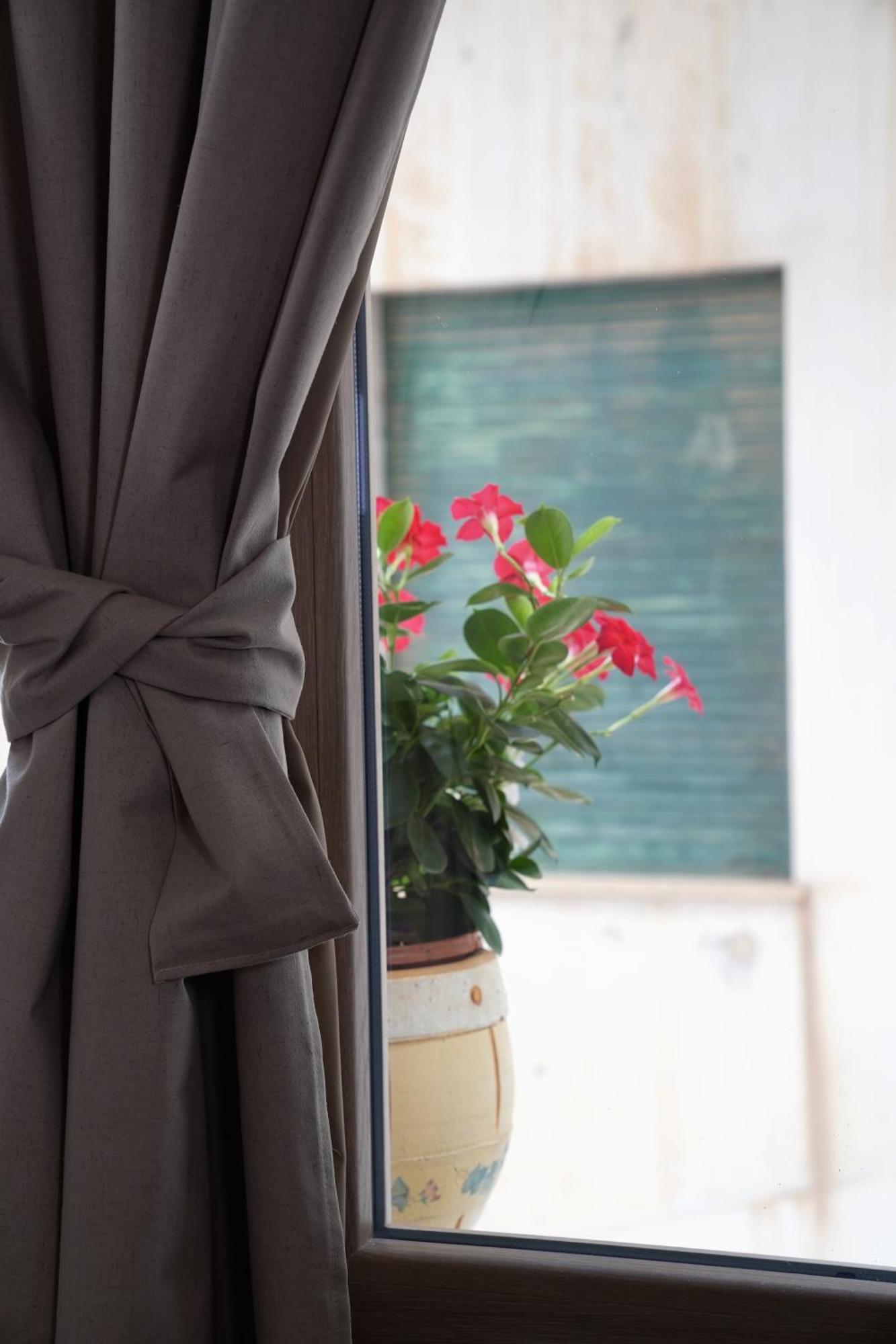Ducas Rooms And Suite Ласкари Екстериор снимка