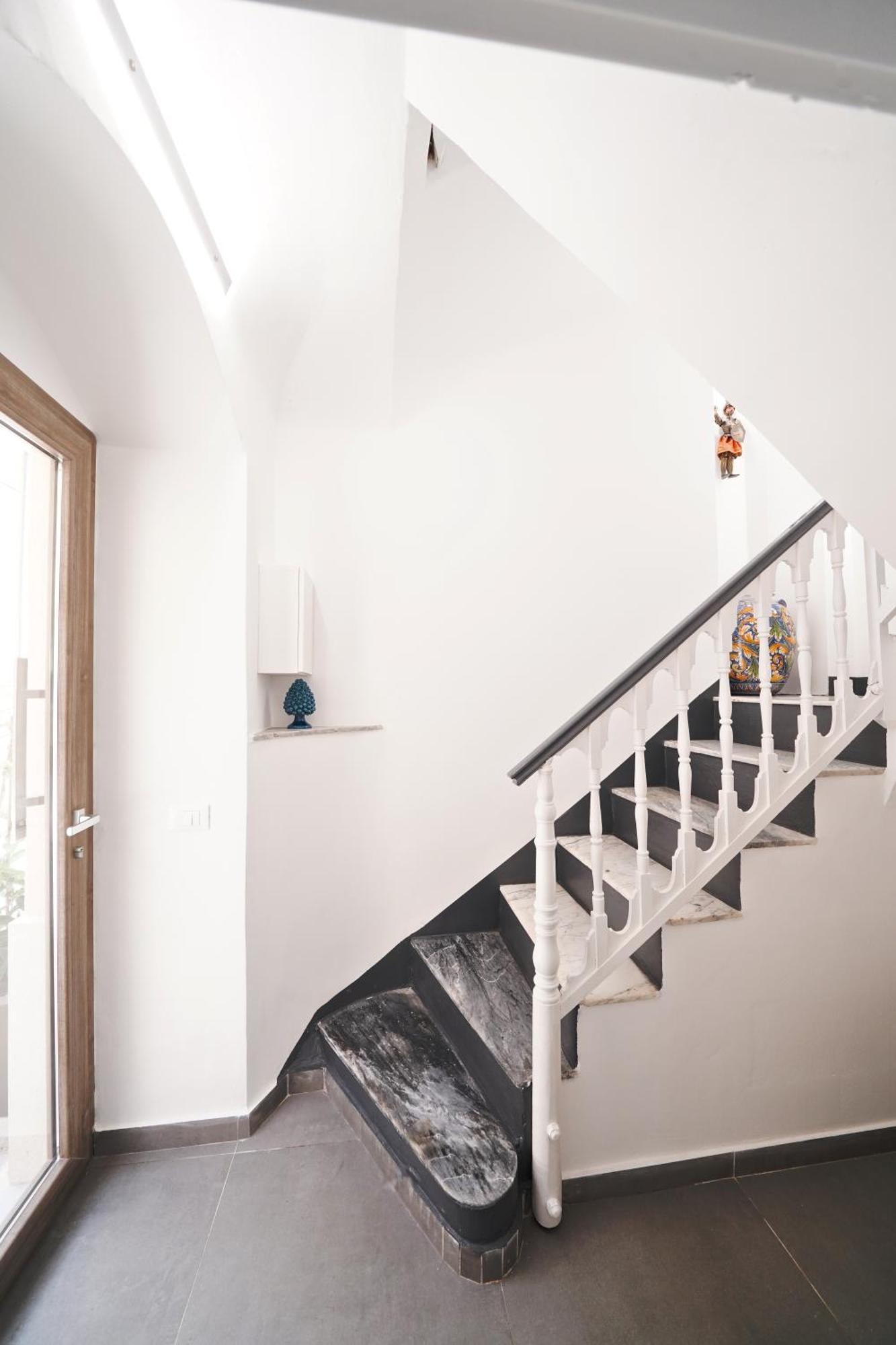 Ducas Rooms And Suite Ласкари Екстериор снимка