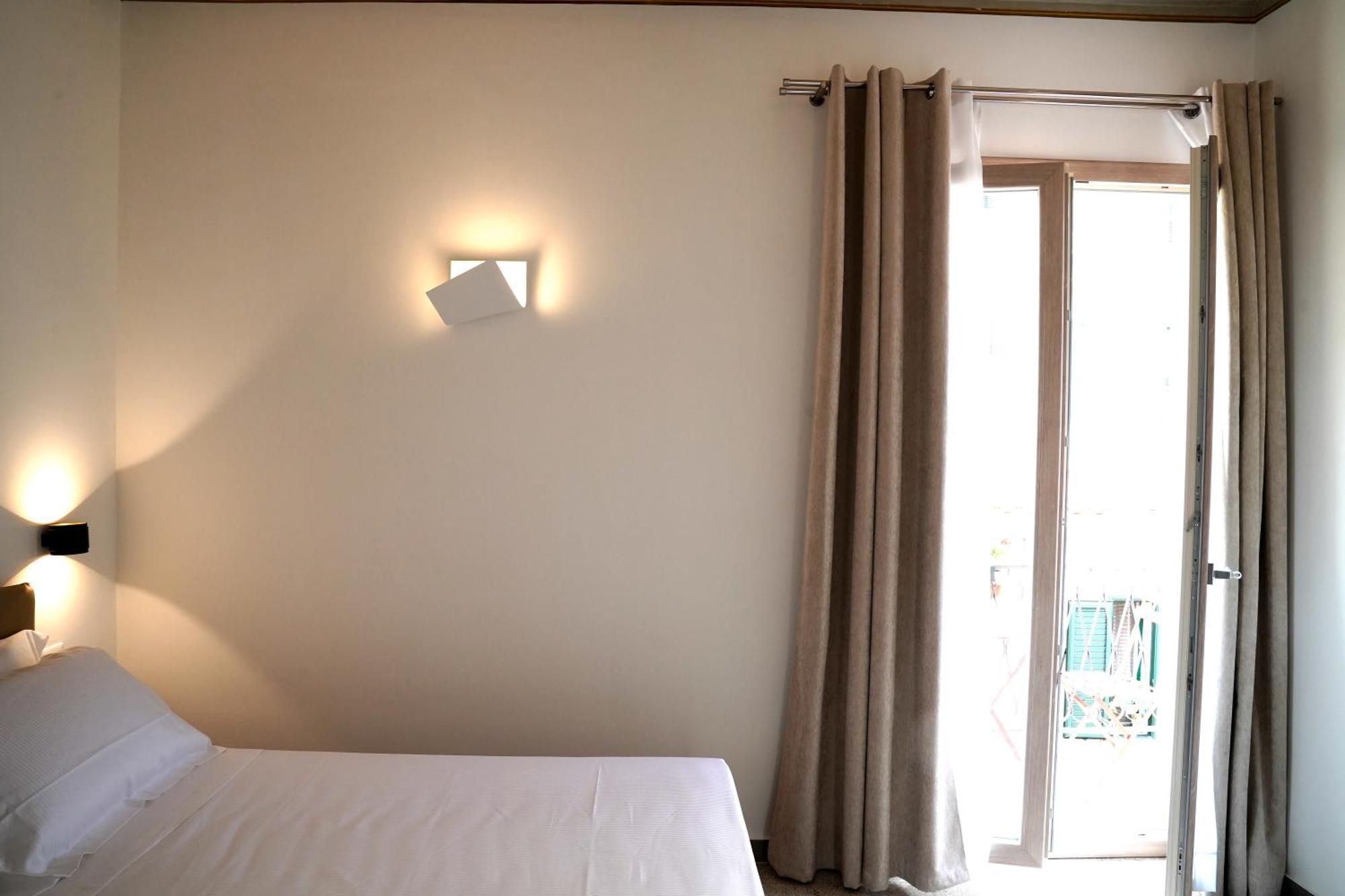 Ducas Rooms And Suite Ласкари Екстериор снимка